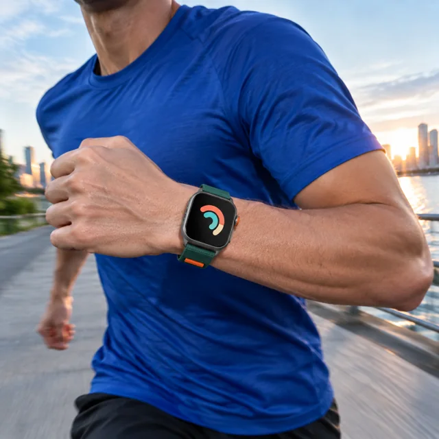 Tiktok Shop Runner Wrist — ImgKick test output