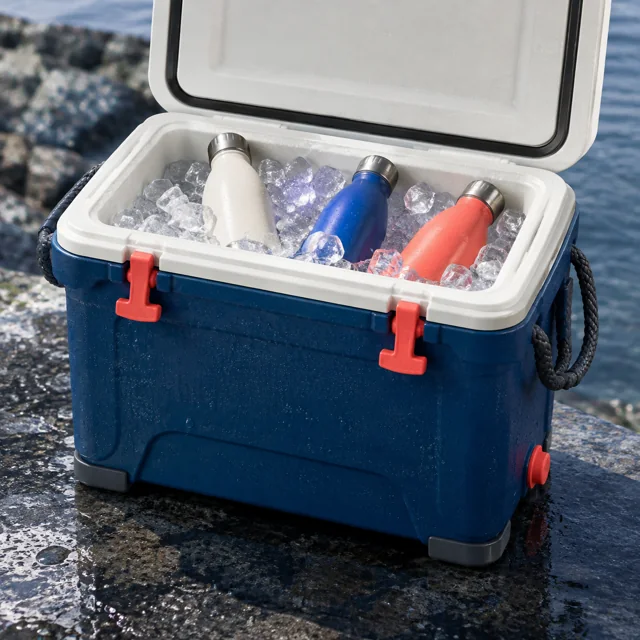 Outdoor Retail Ice Detail — ImgKick test output